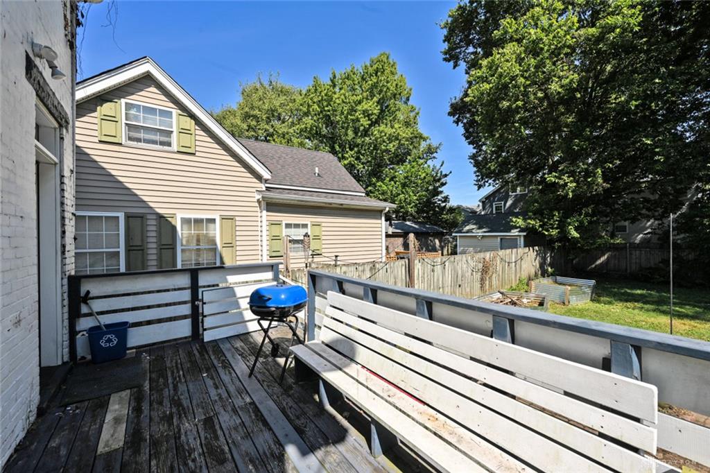 518 Linden Property Photo 36