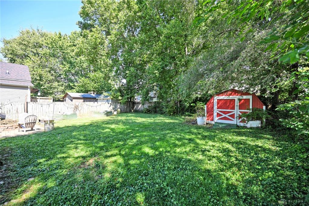 518 Linden Property Photo 39
