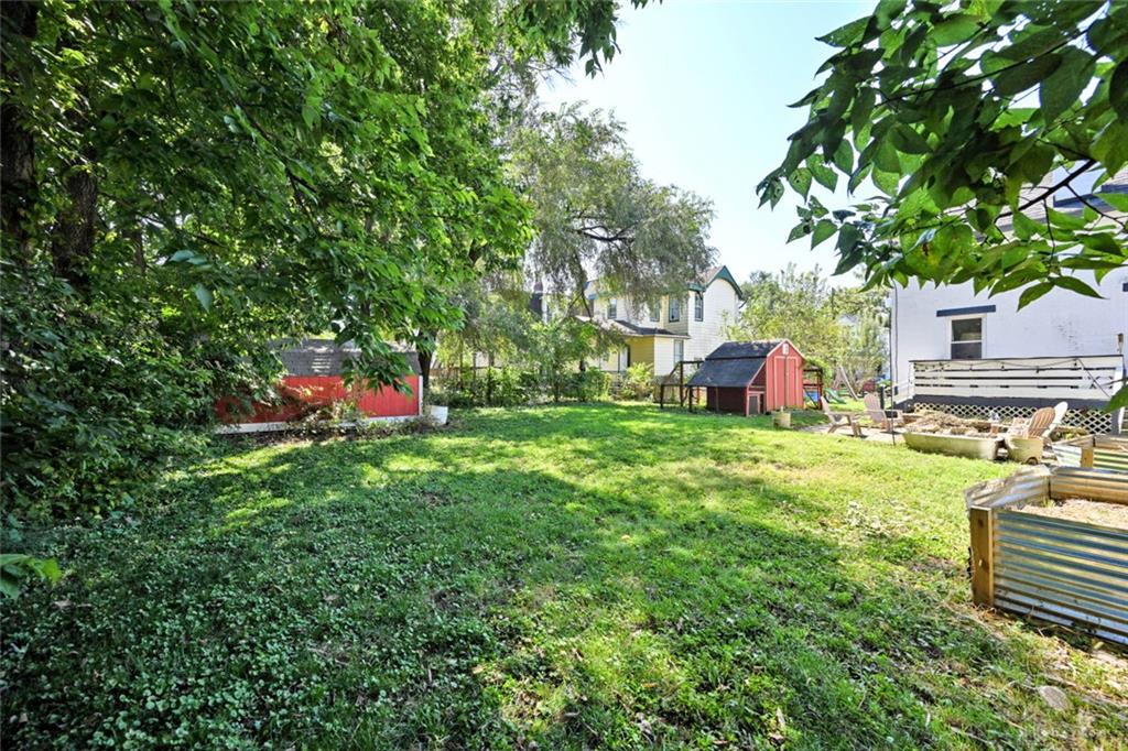 518 Linden Property Photo 41