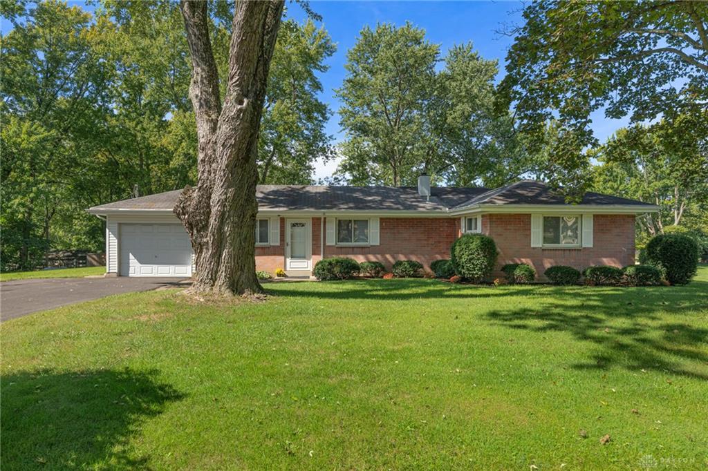 1663 Curlett Property Photo 1