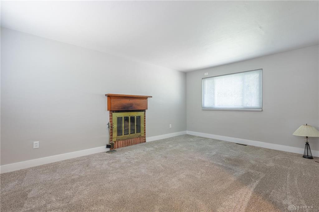 1663 Curlett Property Photo 2