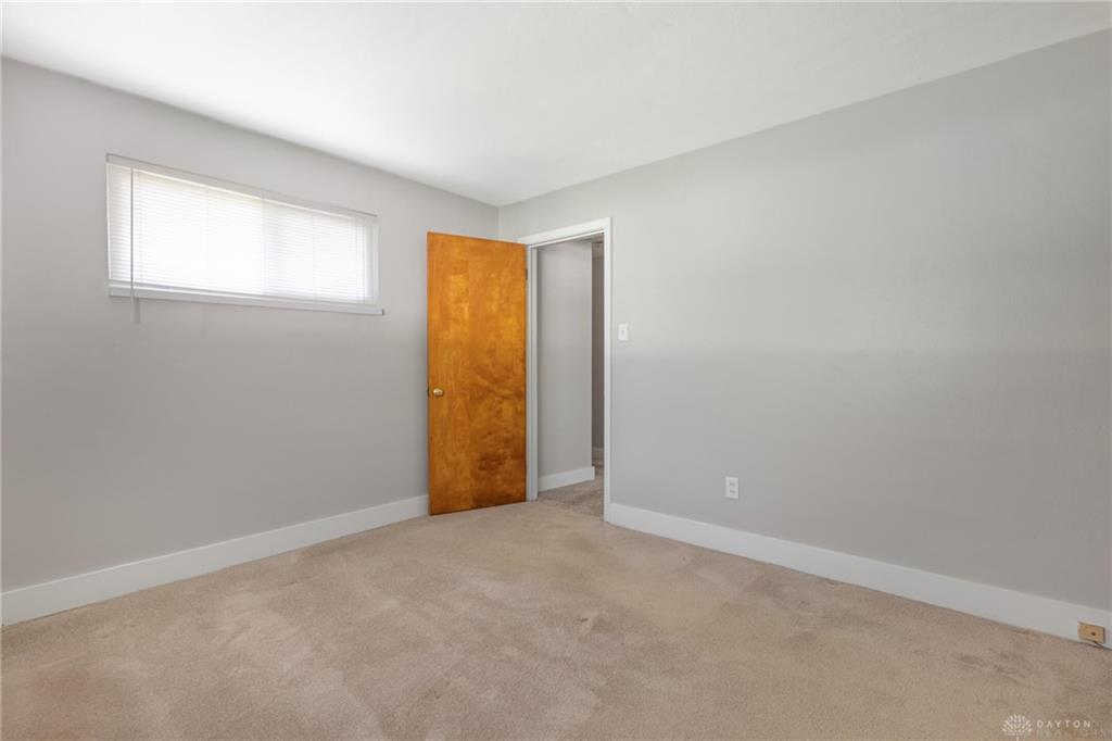 1663 Curlett Property Photo 8