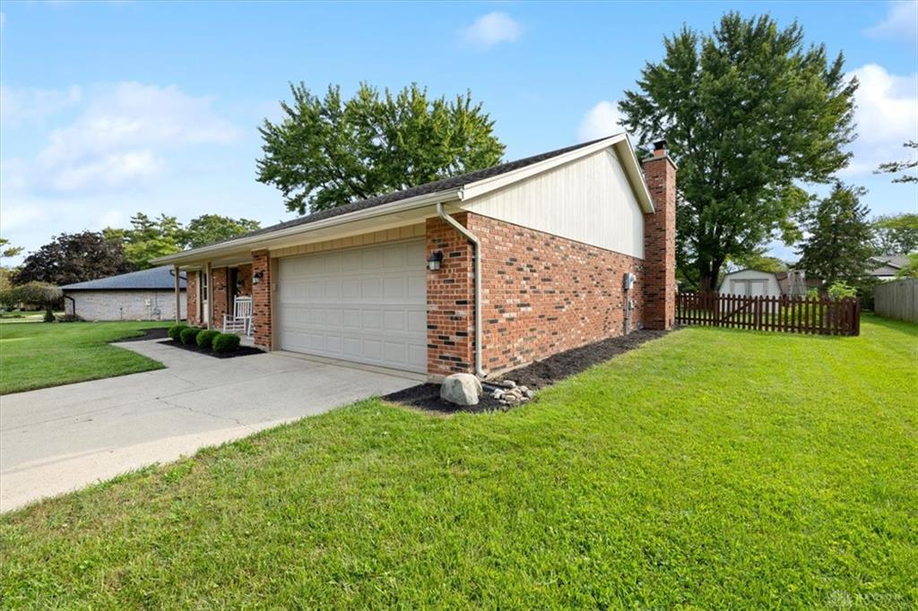 630 Wisteria Property Photo 5