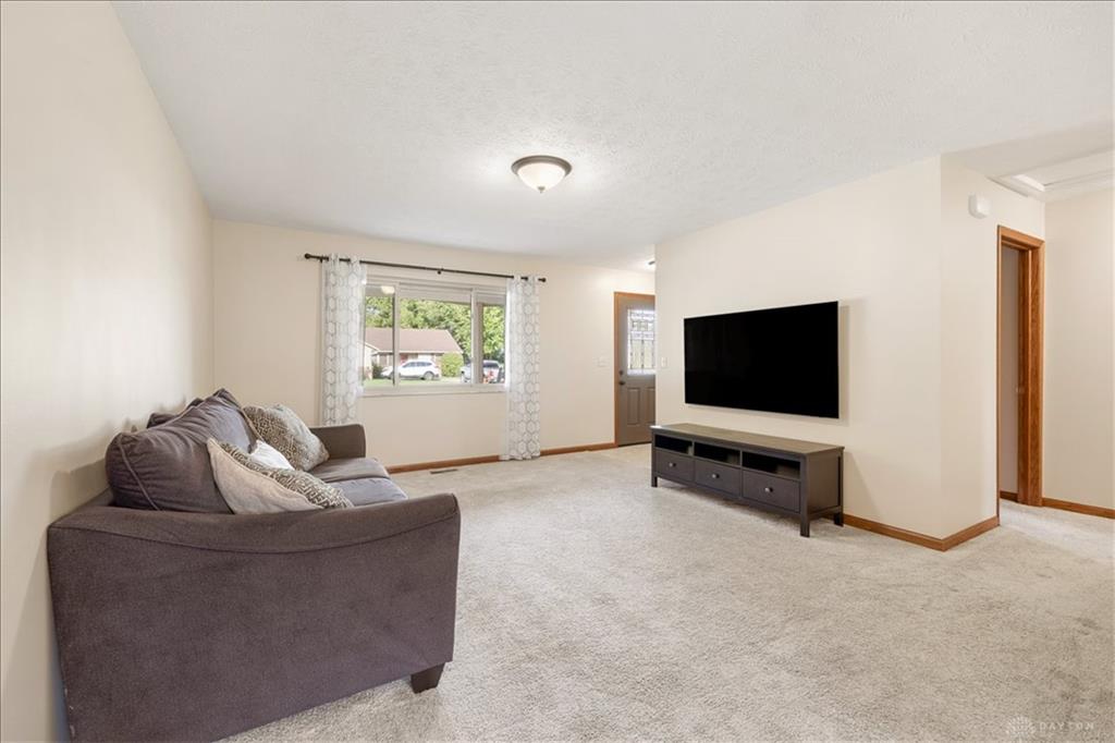 630 Wisteria Property Photo 16
