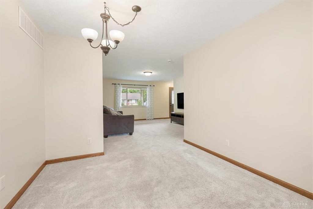 630 Wisteria Property Photo 28