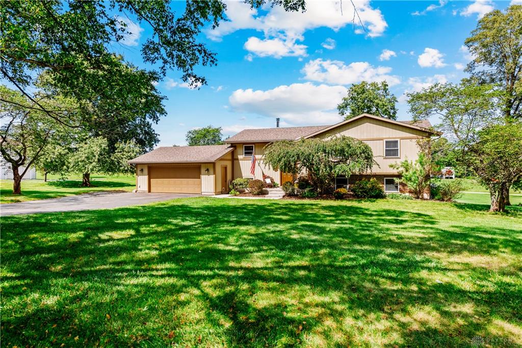 67 Lakeview Property Photo 1