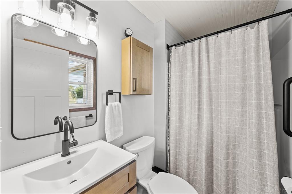 67 Lakeview Property Photo 15