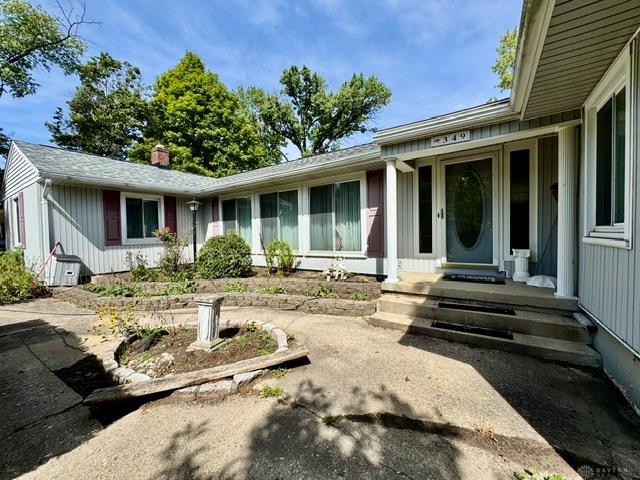 349 Heikes Property Photo 4