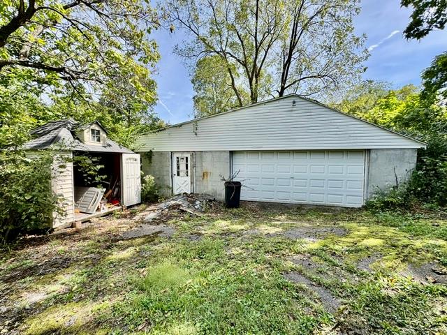 349 Heikes Property Photo 9
