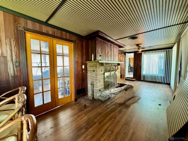 349 Heikes Property Photo 30