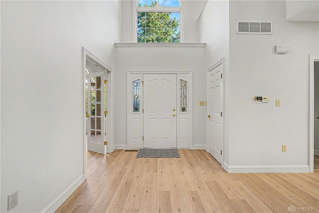 889 Timberlake Property Photo 7