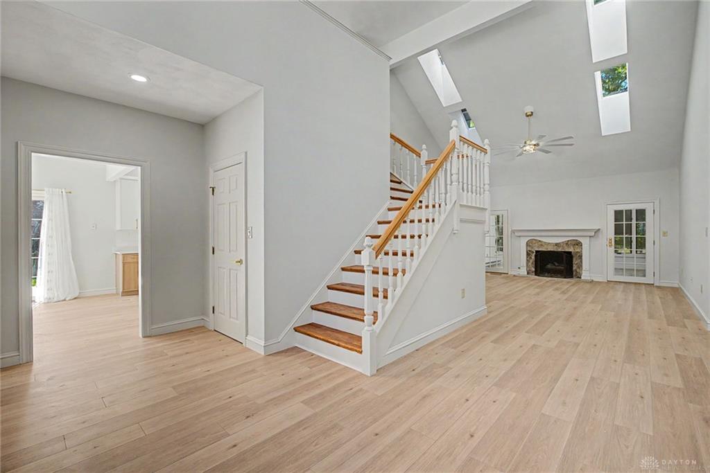 889 Timberlake Property Photo 8