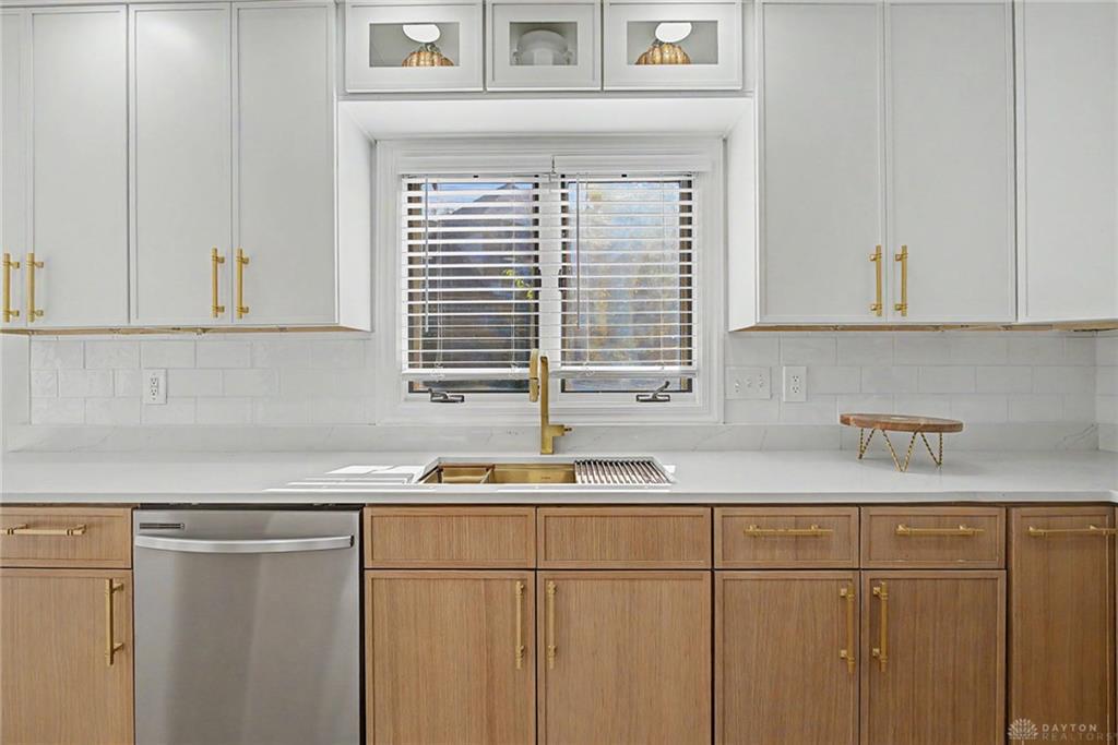 889 Timberlake Property Photo 24