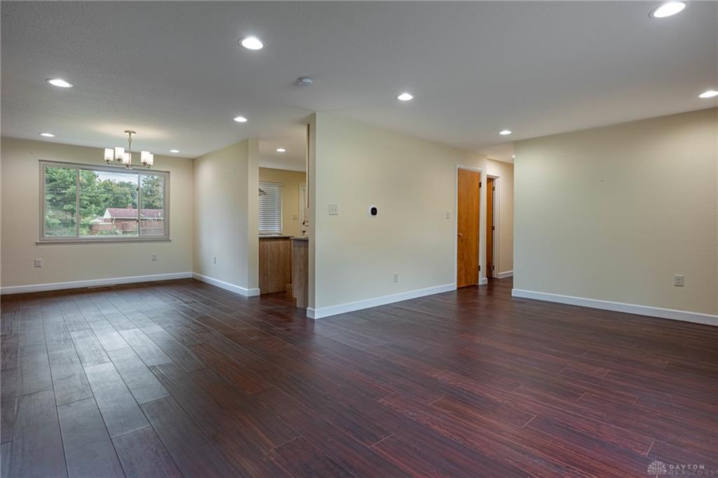 1100 Donson Property Photo 4