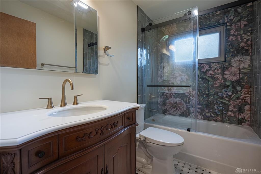 1100 Donson Property Photo 17