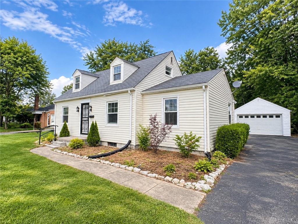 4 Richmond Property Photo 2