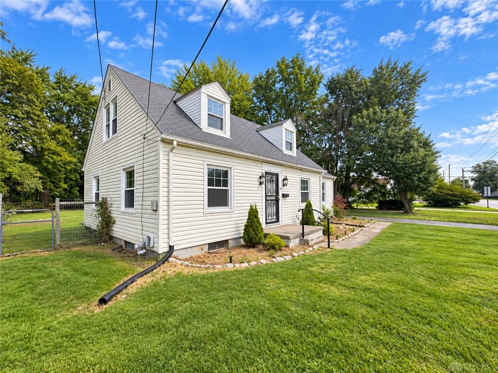 4 Richmond Property Photo 3