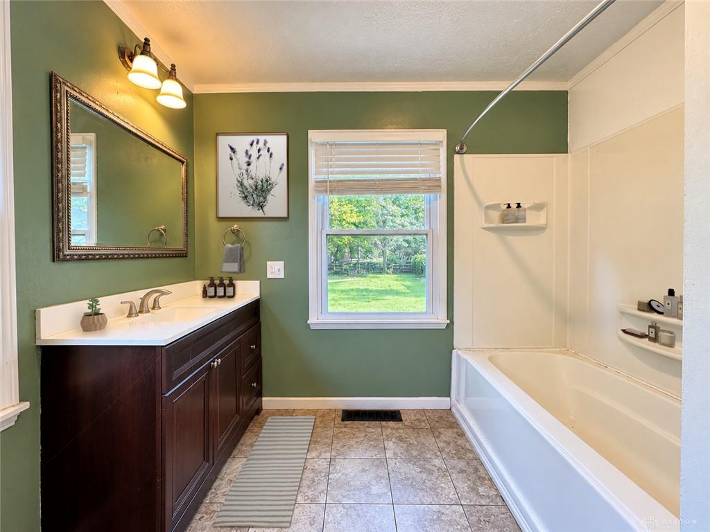 4 Richmond Property Photo 17