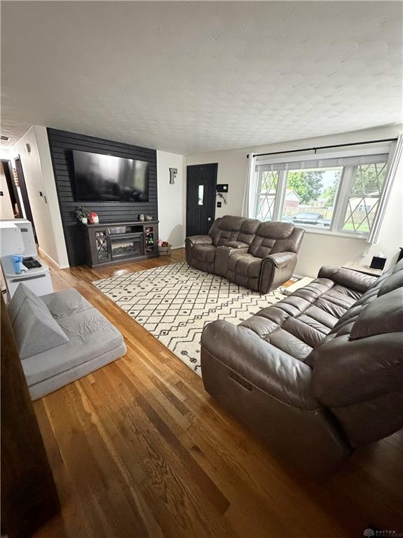 101 Larrel Property Photo 3