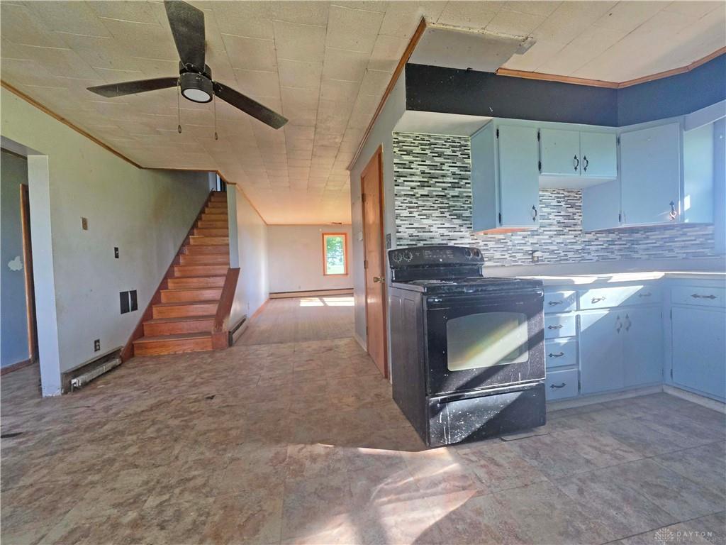 7001 Neil Property Photo 18
