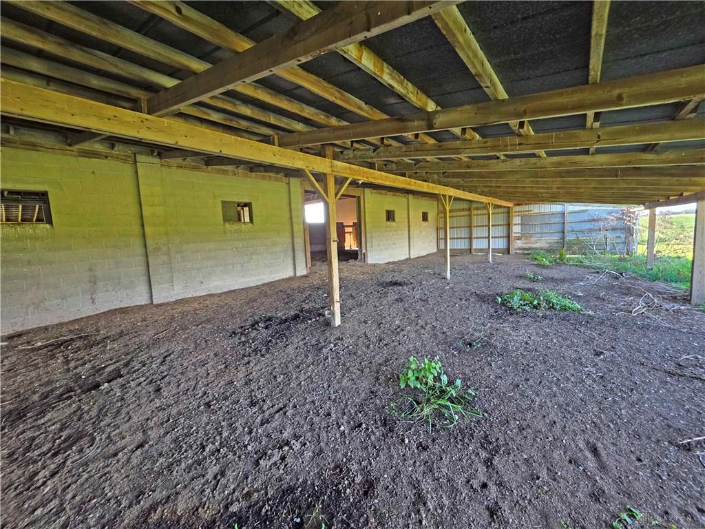 7001 Neil Property Photo 28