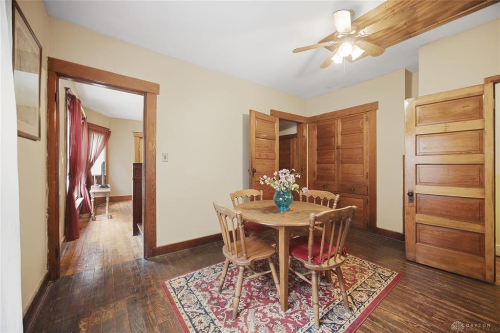 606 Oak Property Photo 13