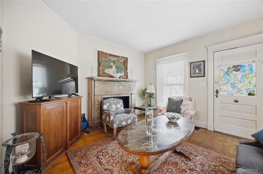 606 Oak Property Photo 14