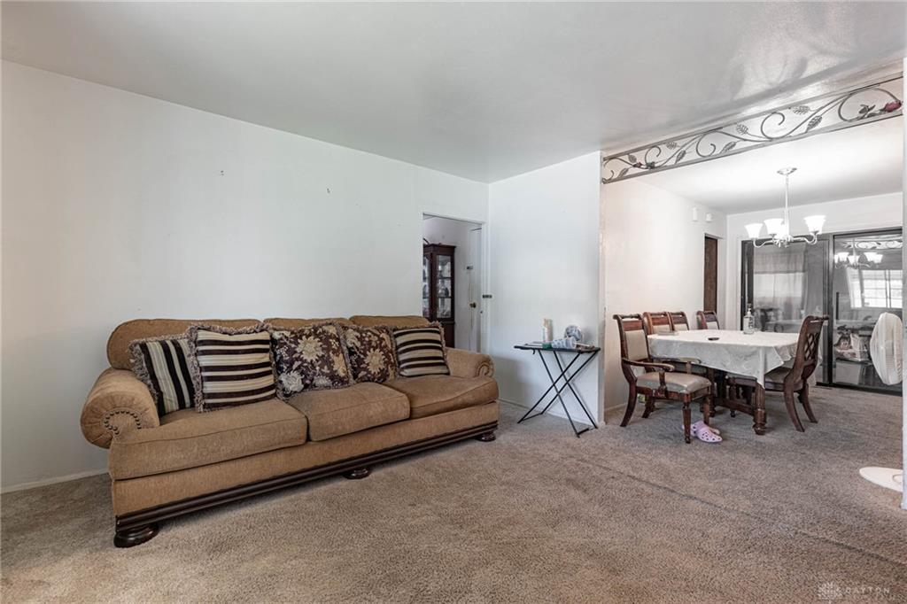 1706 Clovis Property Photo 3