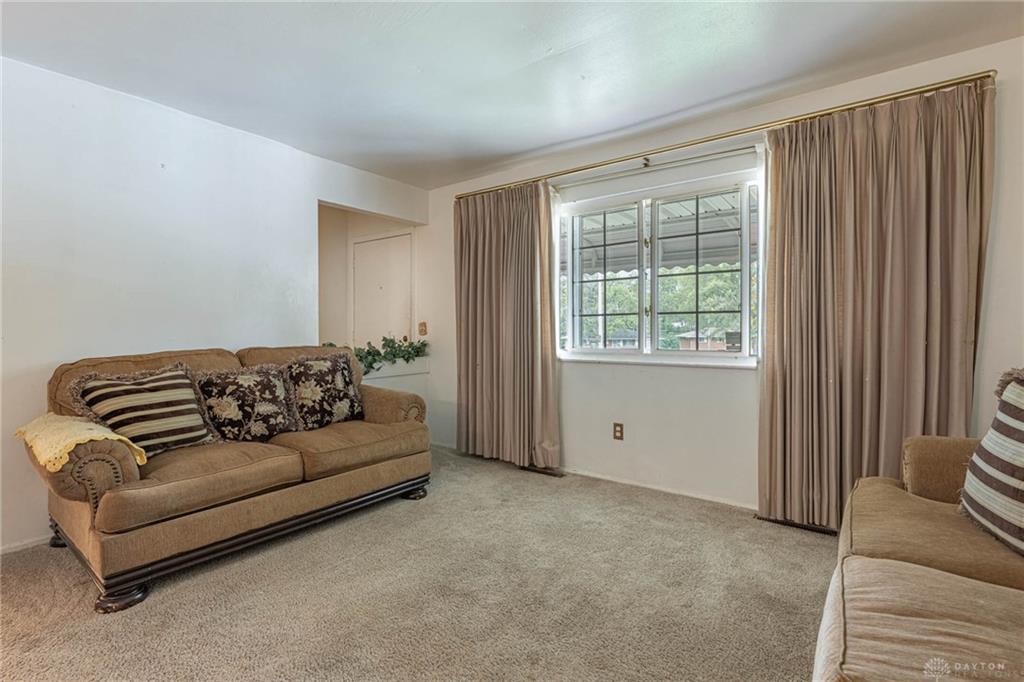 1706 Clovis Property Photo 4