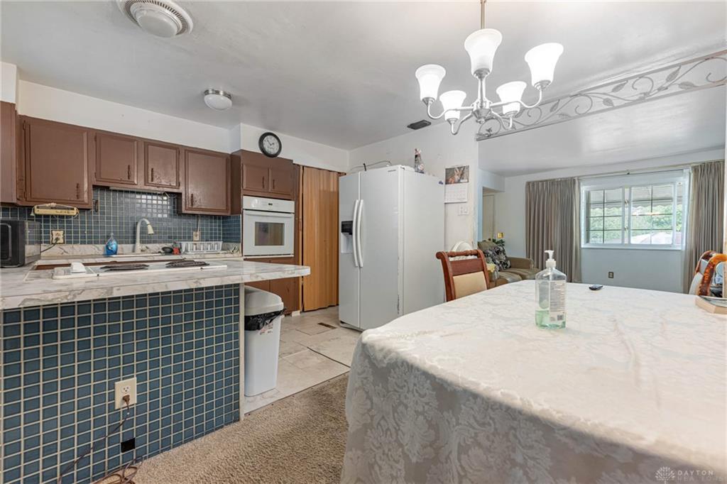 1706 Clovis Property Photo 6