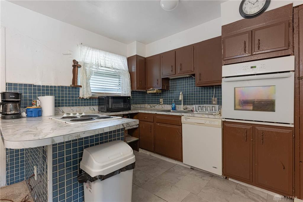 1706 Clovis Property Photo 7