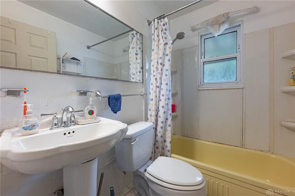 1706 Clovis Property Photo 17