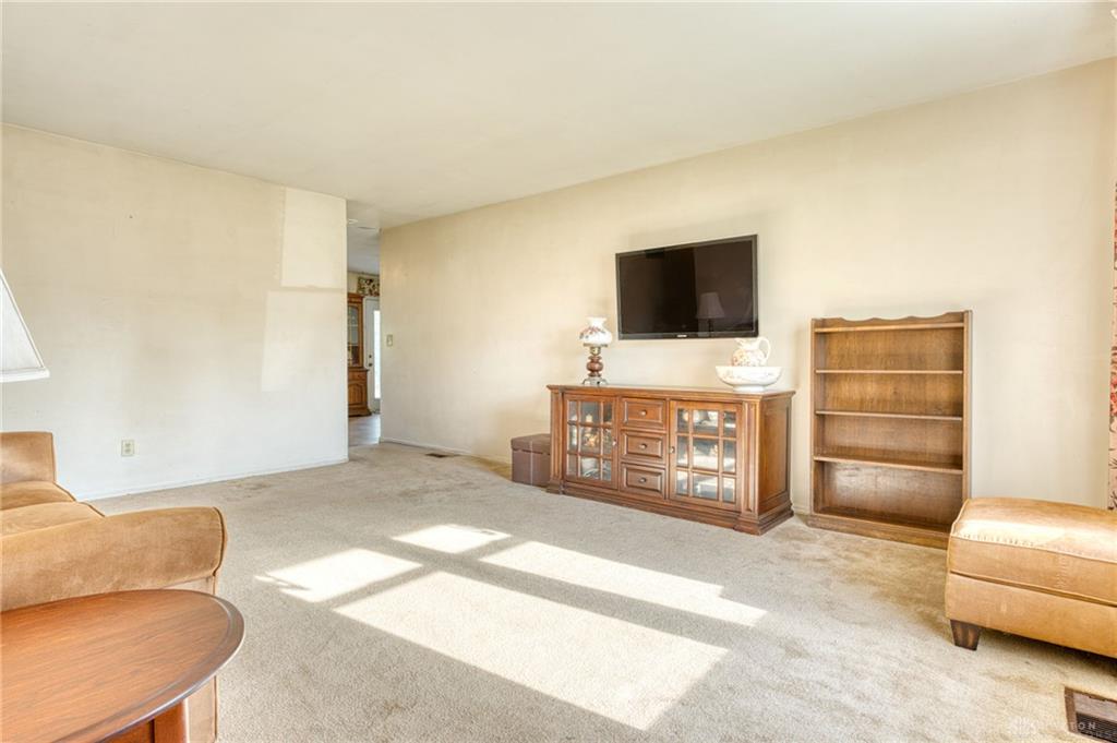 404 Bellaire Property Photo 5
