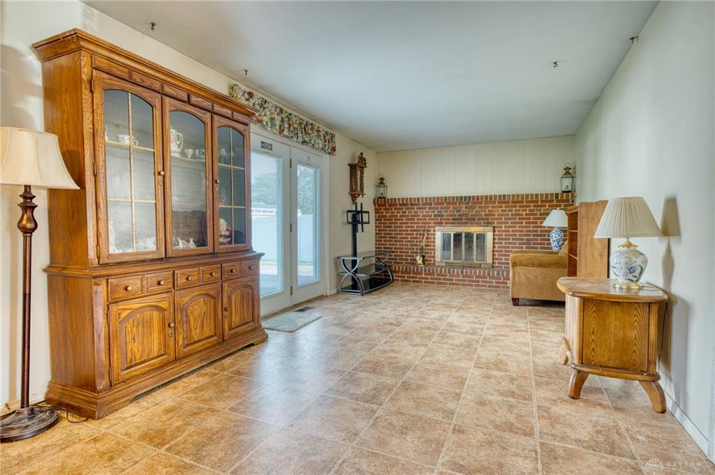 404 Bellaire Property Photo 10
