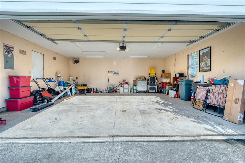 404 Bellaire Property Photo 19