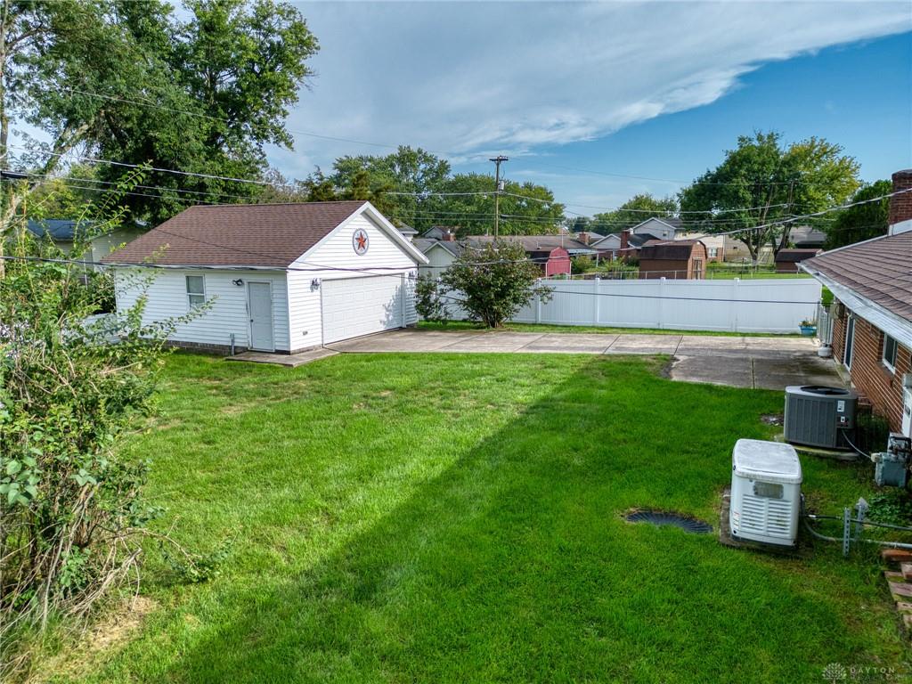 404 Bellaire Property Photo 21