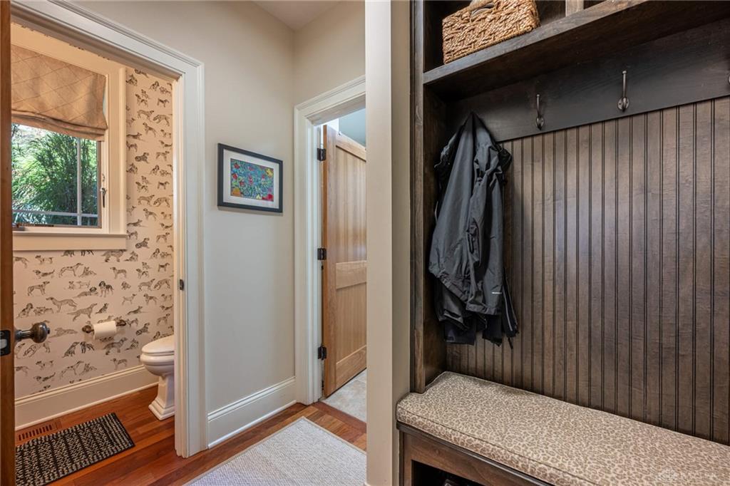 4548 Royal Ridge Property Photo 25