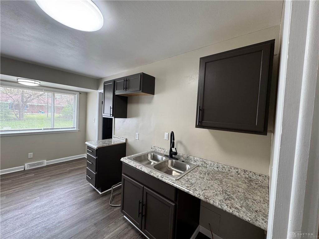 2612 Windlow Property Photo 4