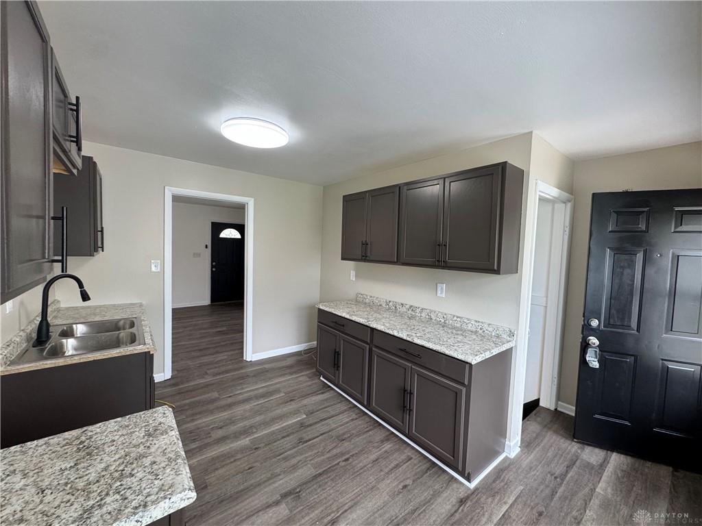 2612 Windlow Property Photo 6
