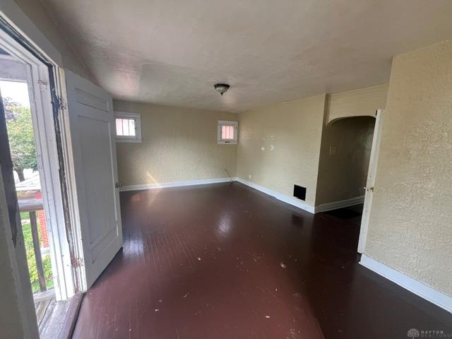 73 Pointview Property Photo 4