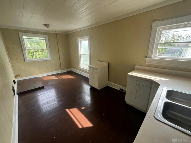 73 Pointview Property Photo 6