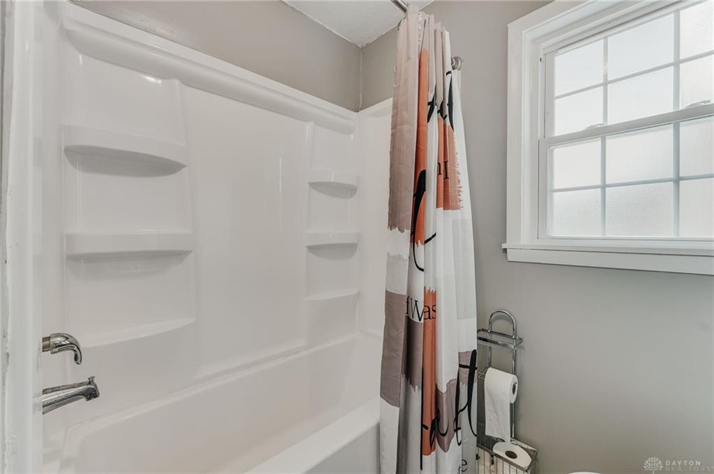 1328-1330 E Main Property Photo 43
