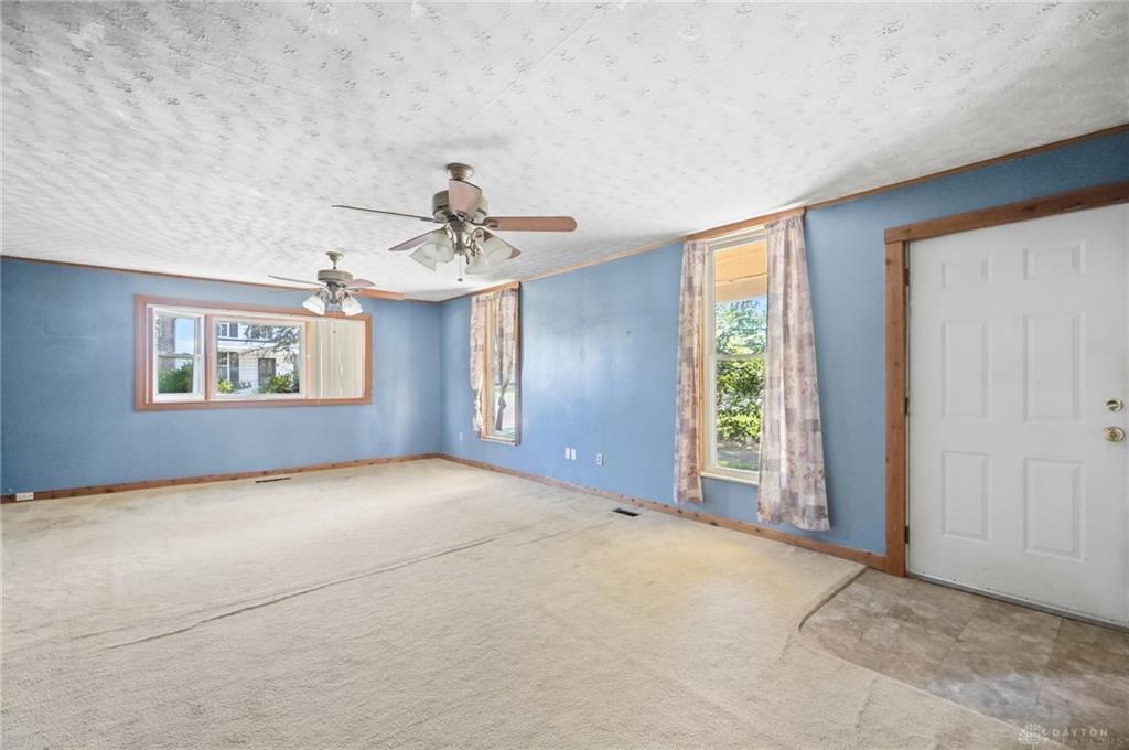 115 N State Property Photo 3