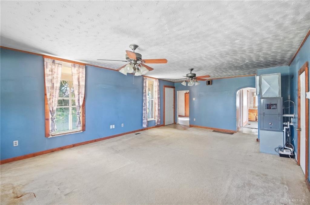 115 N State Property Photo 6