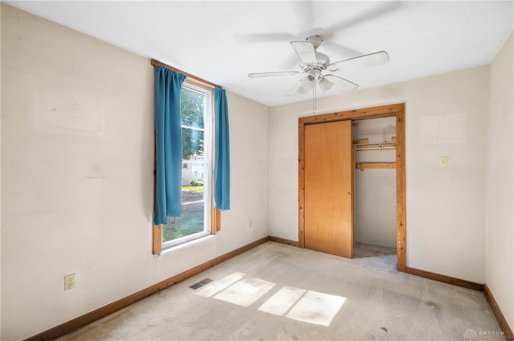 115 N State Property Photo 15