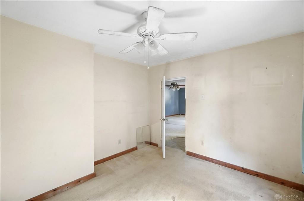 115 N State Property Photo 16