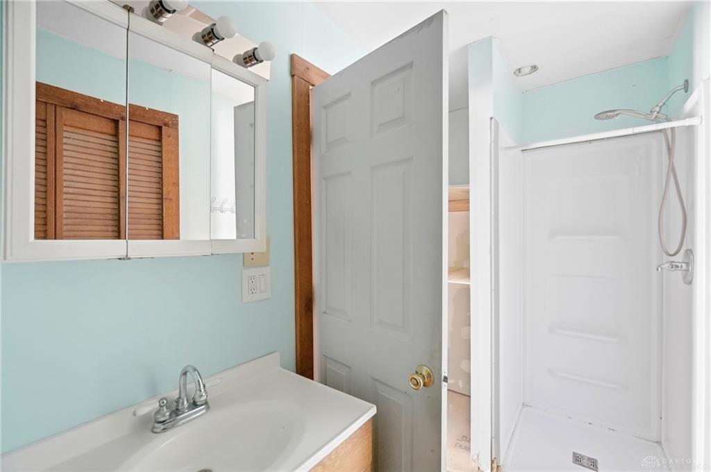 115 N State Property Photo 22