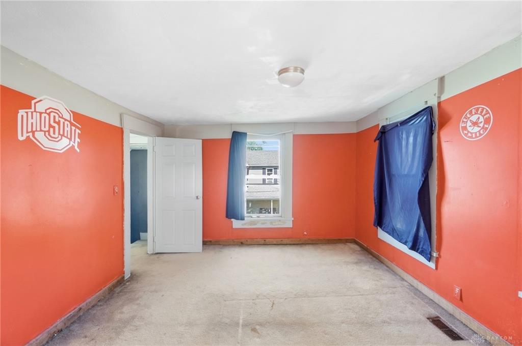 115 N State Property Photo 25