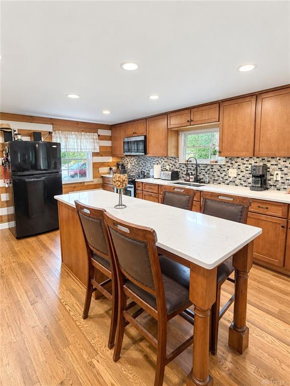 237 S State Property Photo 5