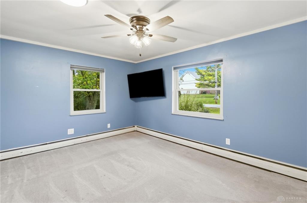 312 E Salem Property Photo 28